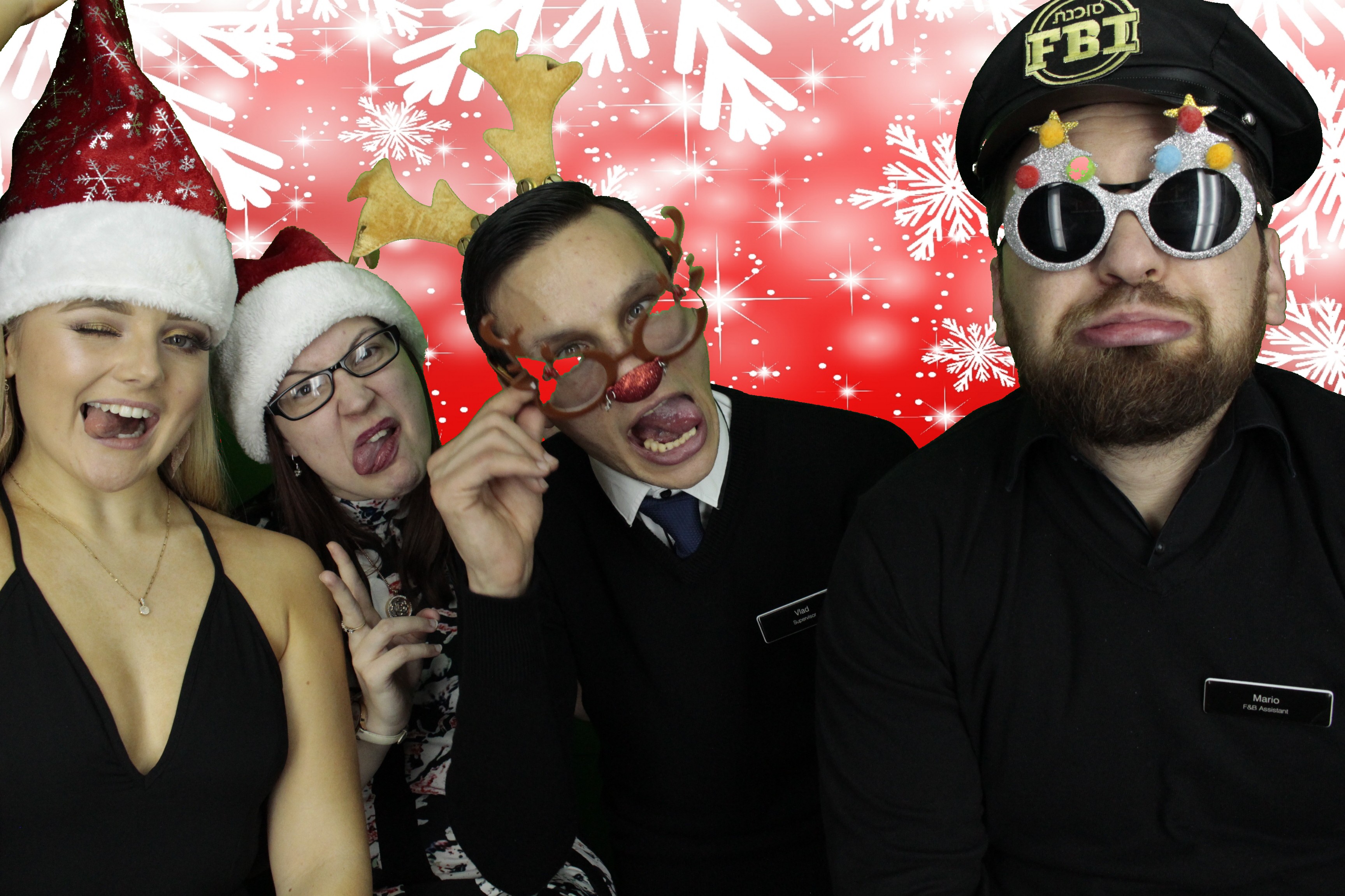 Silvermere Christmas Party | View more photos from the event at gallery.myphotoboothexperience.co.uk/u/MyPhotoBoothExperienceLtd/Silvermere-Christmas-Party-2